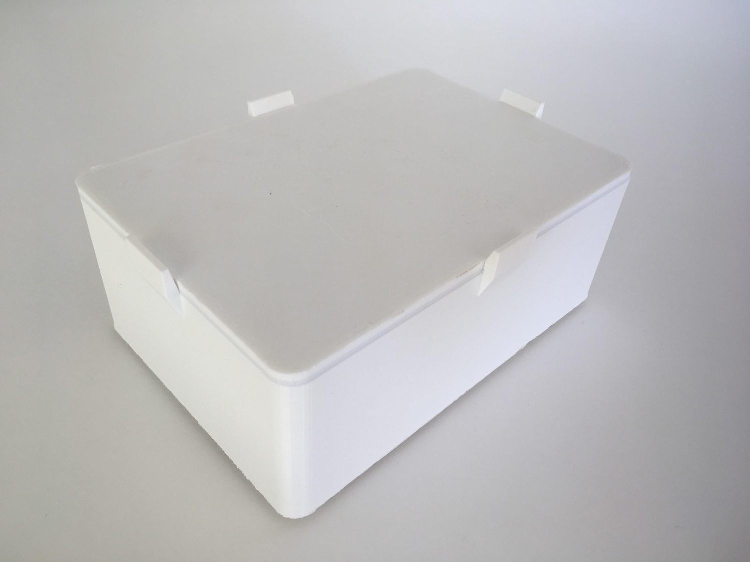 Silicone-shelled ultrasound phantom