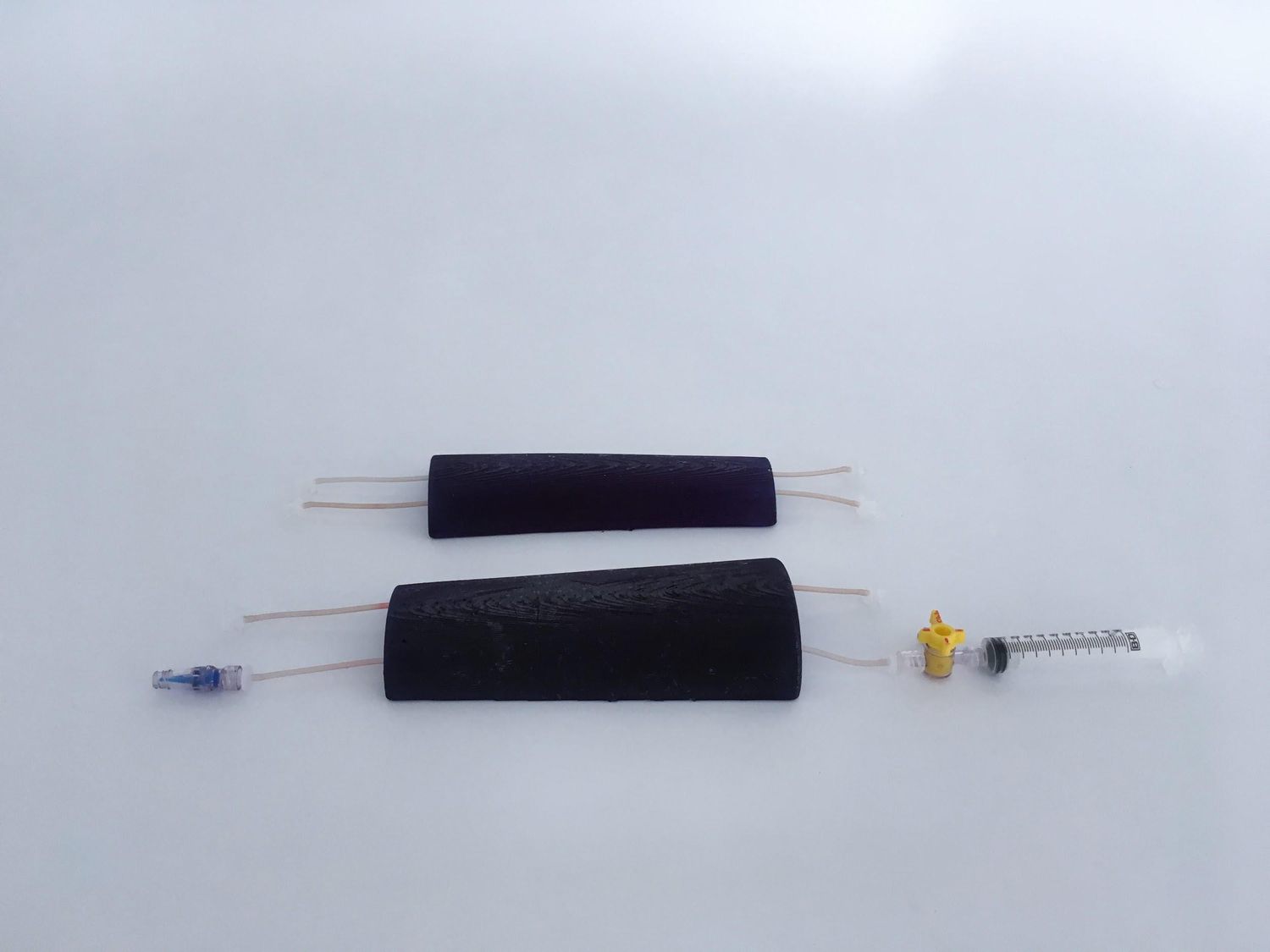 Silicone-shelled ultrasound phantom