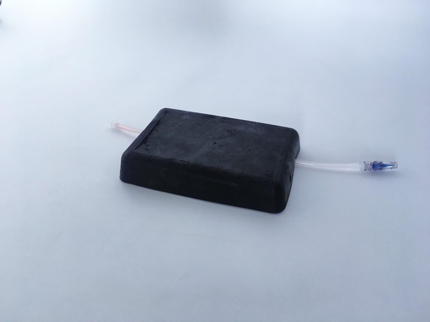 Silicone-shelled ultrasound phantom