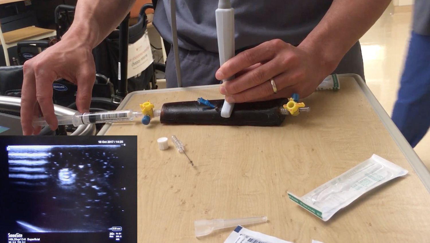 Silicone-shelled ultrasound phantom