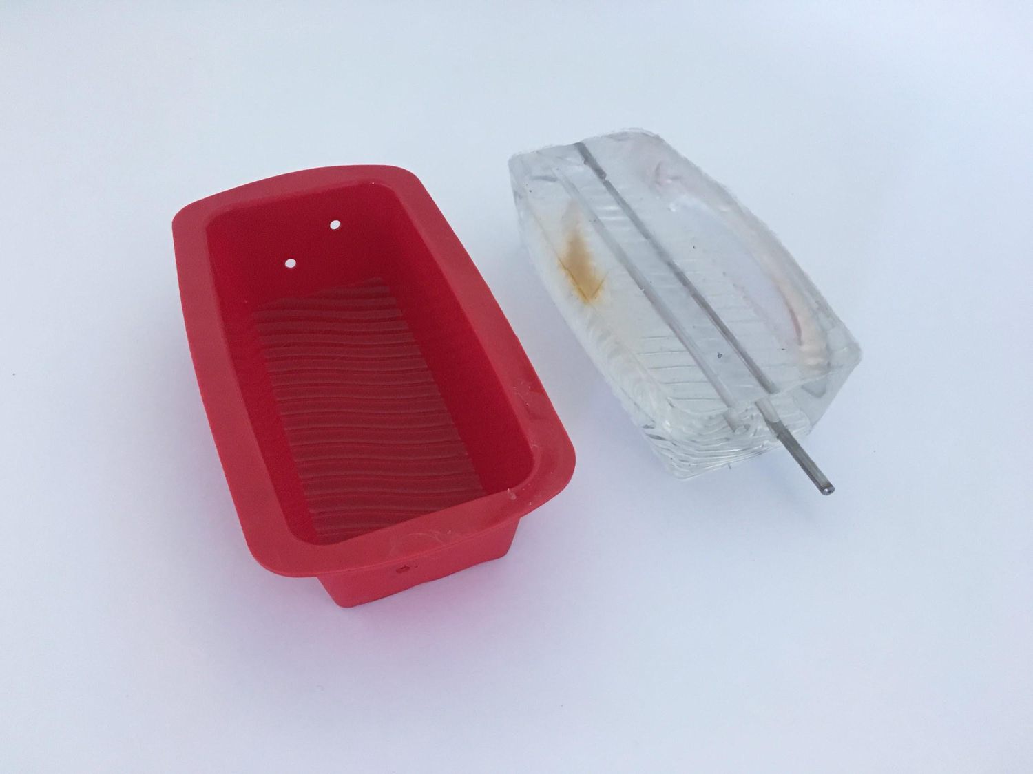 Silicone-shelled ultrasound phantom